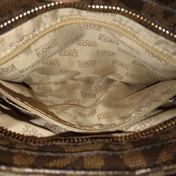 NWT Michael Kors Hamilton brown signature Traveler Messenger Bag - Picture 7 of 12